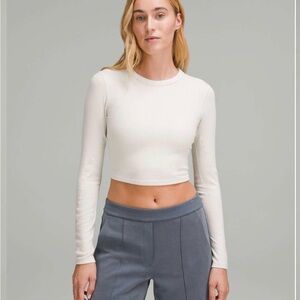 NWT Lululemon Hold Tight Straight-Hem Cropped Long-Sleeve Shirt, Bone, Size 12